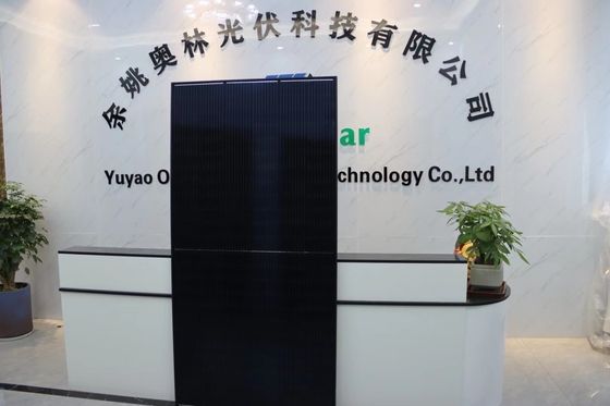 Buy All Black Half Cell Mono Solar Panel 182mm  445W 450W 455W 460W online manufacture