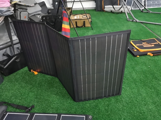 Buy Portable Folding Solar Panels Bags Kits Polycrystalline Silicon 200W 300W 400W online manufacture